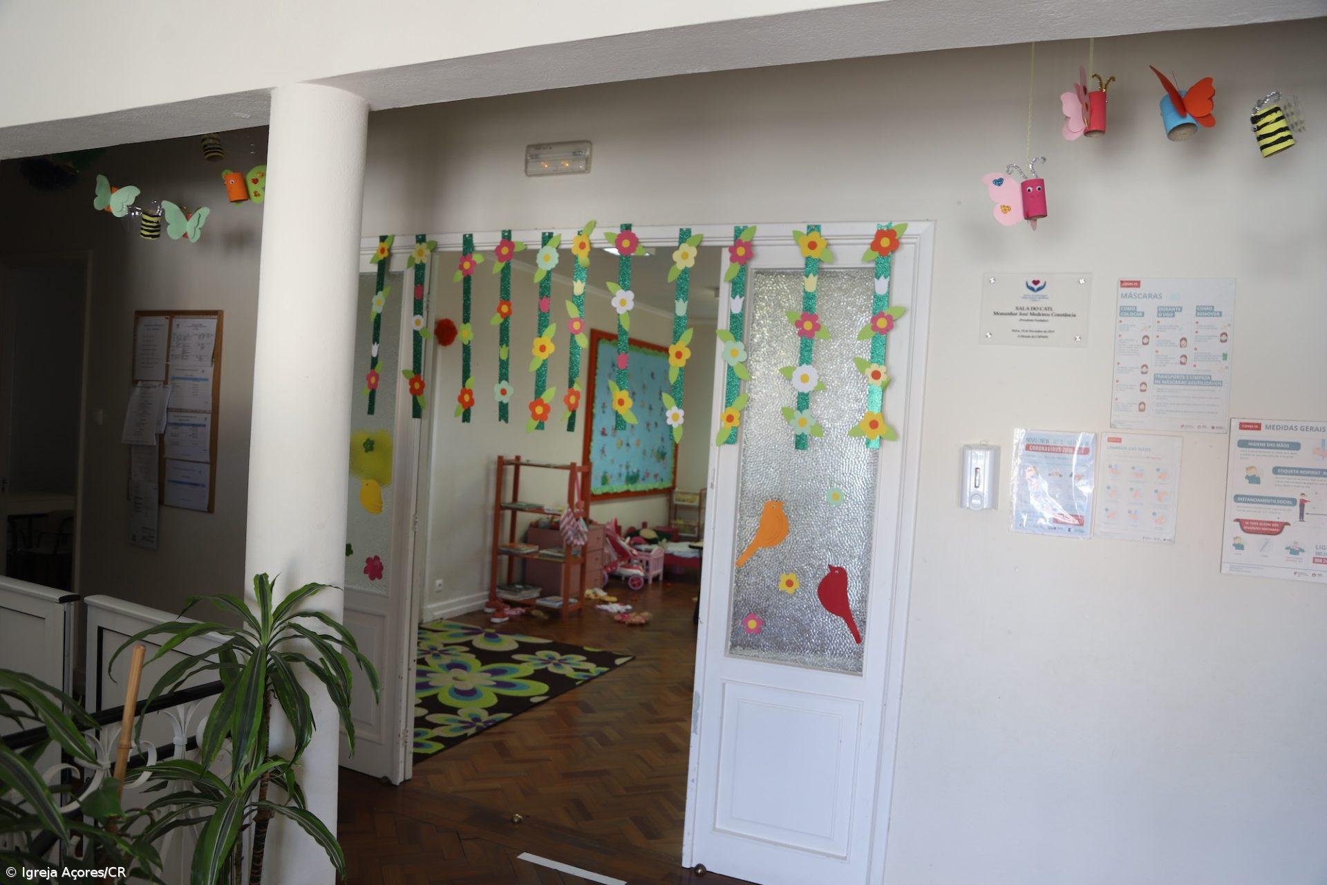 Centro Paroquial da Relva junta crianças e idosos mas precisa ser ampliado  – Imagem 1