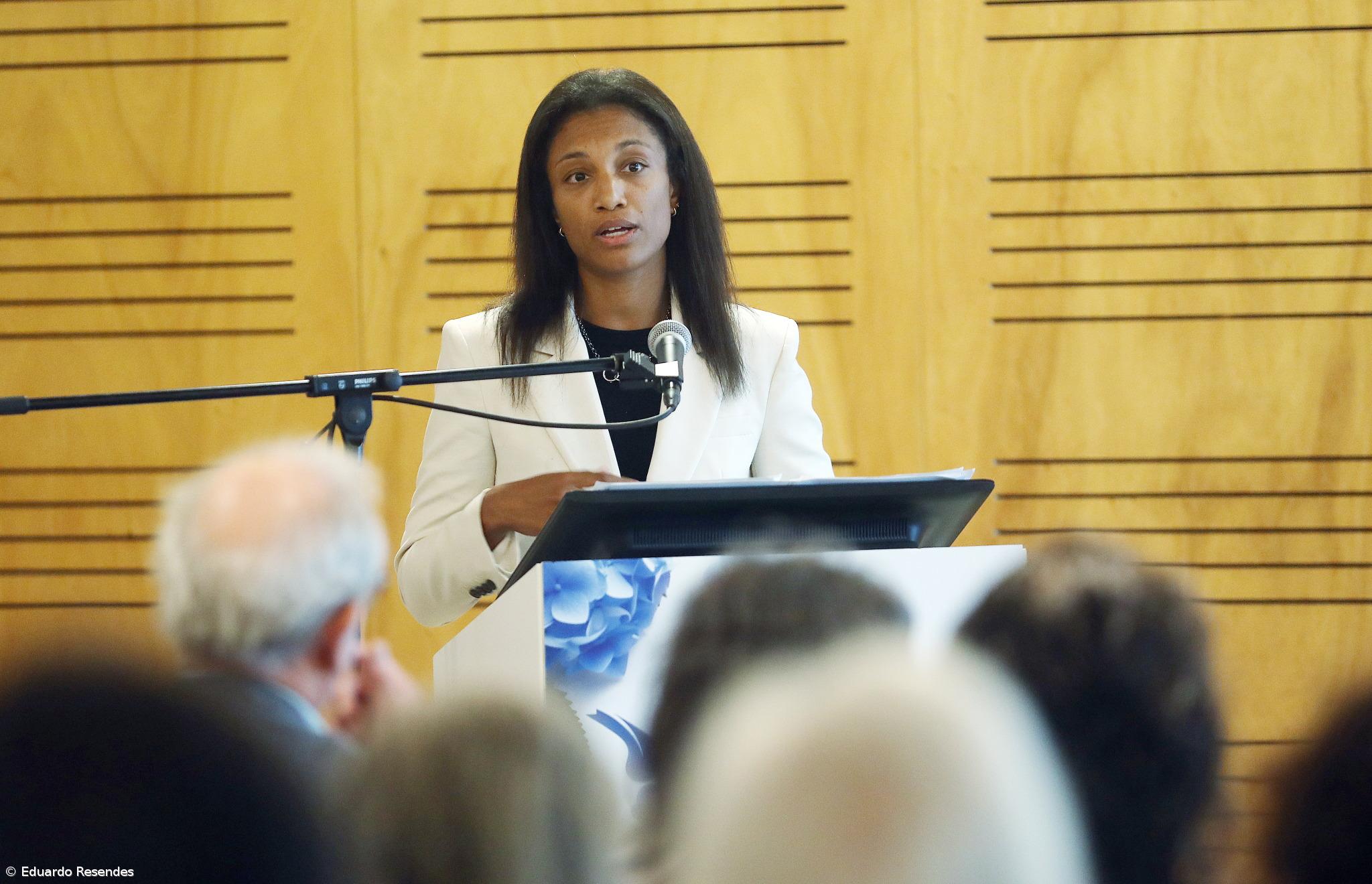 Governo dos Açores lança concurso para compra de dois robôs de cirurgia ortopédica – Imagem 1