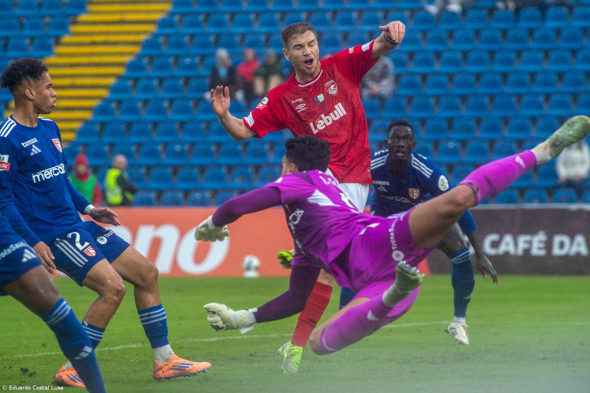 Santa Clara regressa aos triunfos frente ao AVS que continua sem vencer – Imagem 1