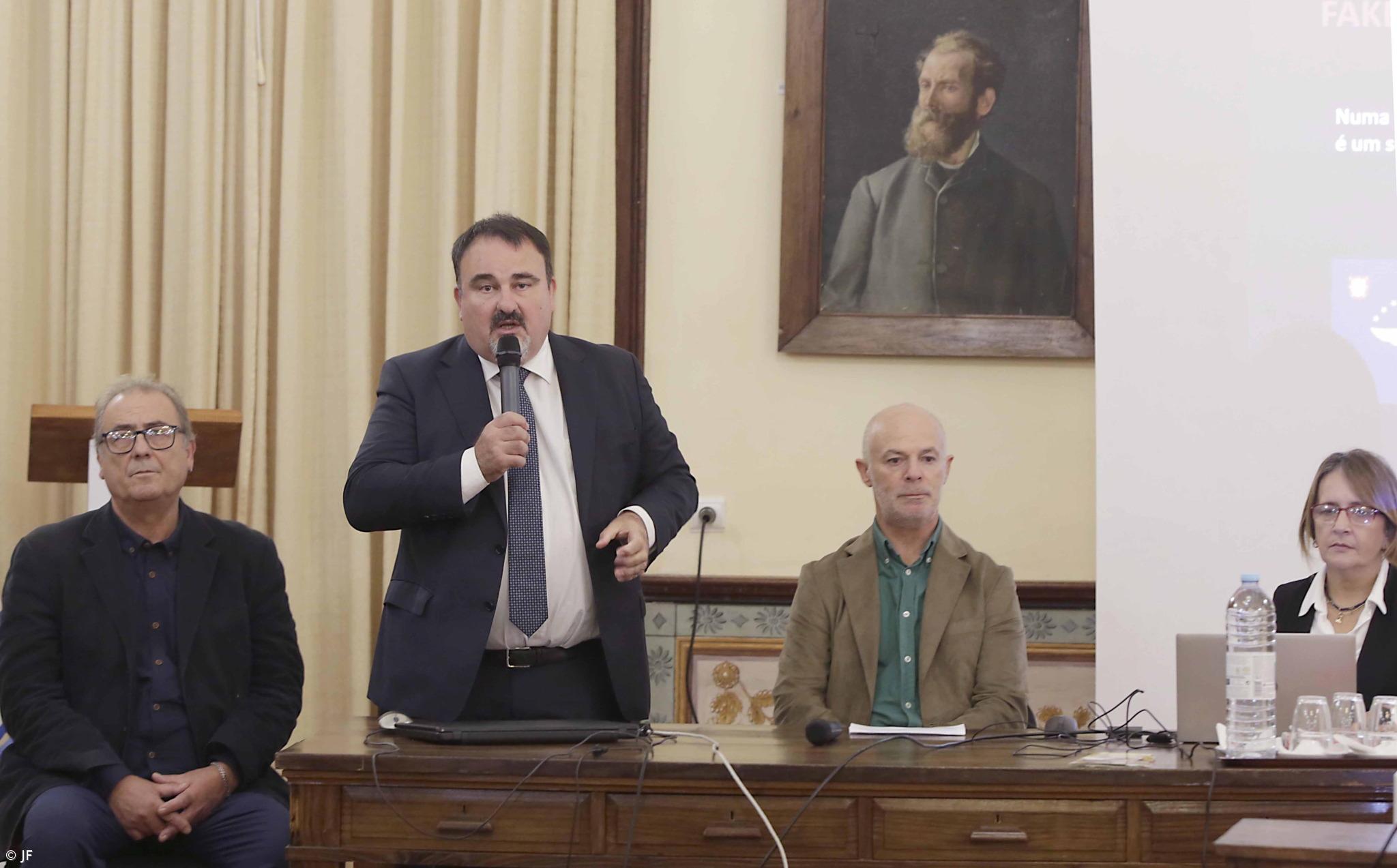 Açores avançam com assinatura de jornais regionais para as escolas e instituições – Imagem 1