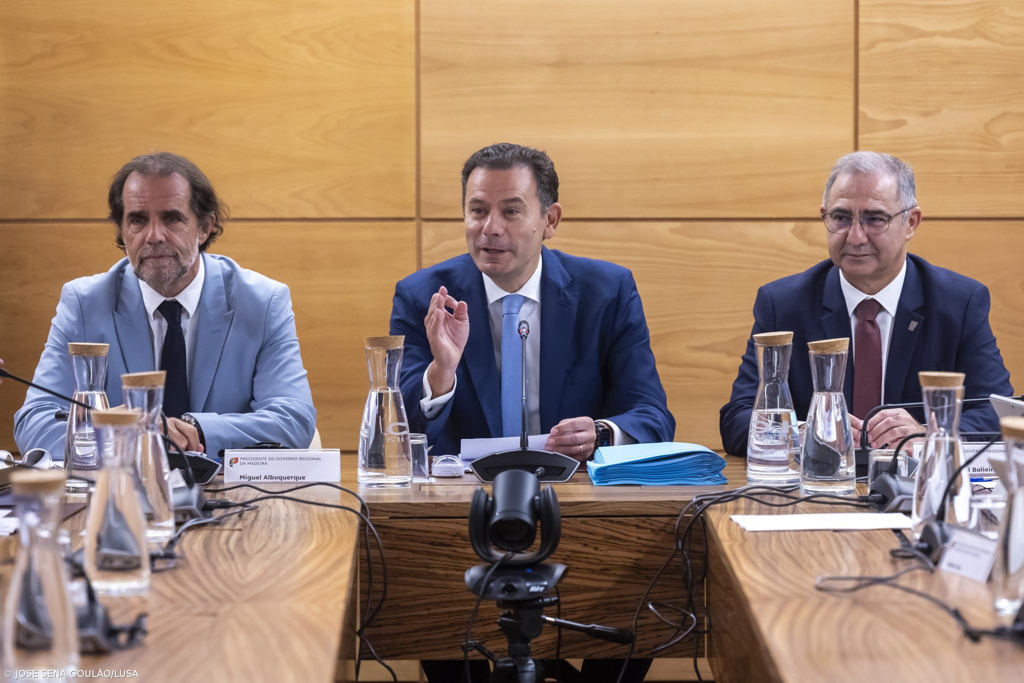 Governos da República, Madeira e Açores criam grupo de trabalho para nova lei de finanças regionais em 2026 – Imagem 1