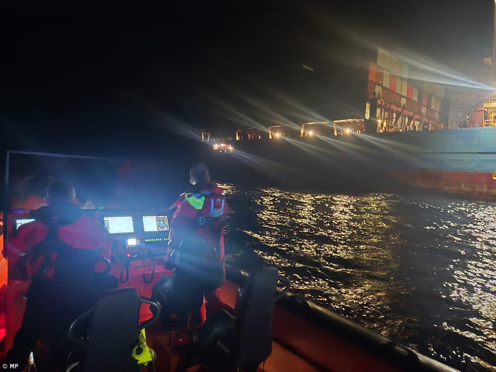 Passageiro de navio resgatado com "sintomas de malária" – Imagem 1