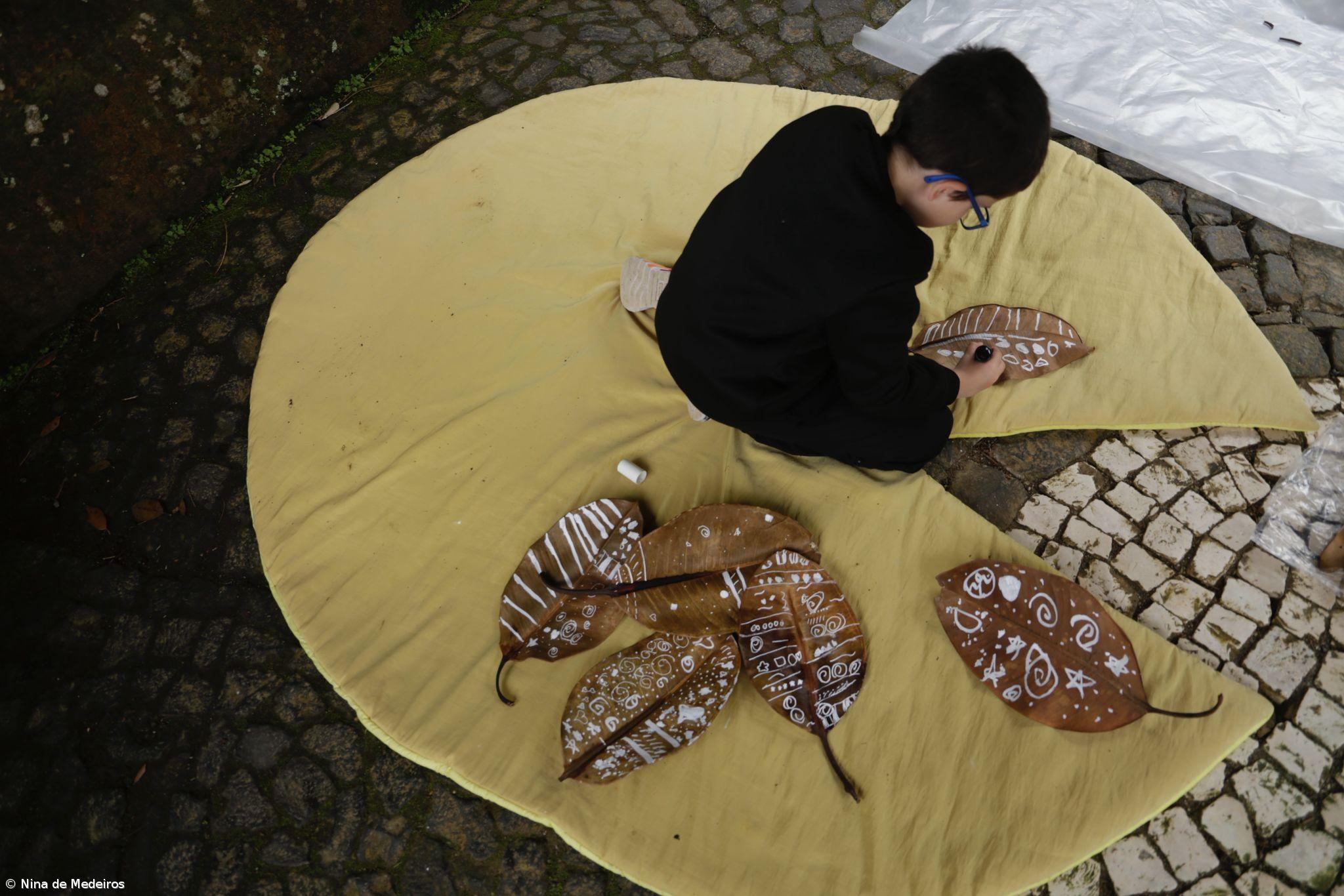 Piquenique Artístico nos jardins do Parque Terra Nostra reúne arte e gerações  – Imagem 1