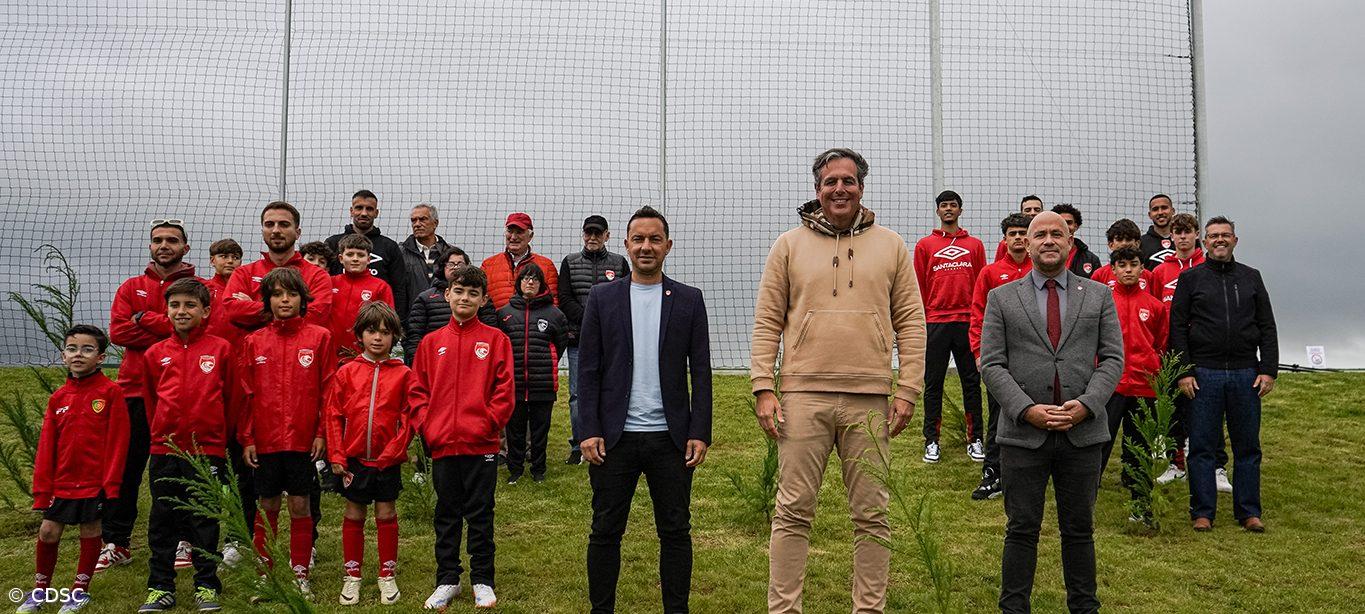 Santa Clara planta primeiras árvores no centro de treinos – Imagem 1