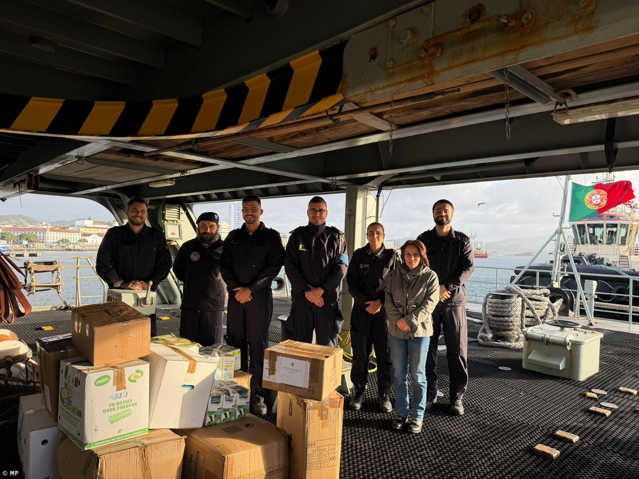 Marinha transporta bens essenciais para crianças em situação vulnerável no Pico – Imagem 1