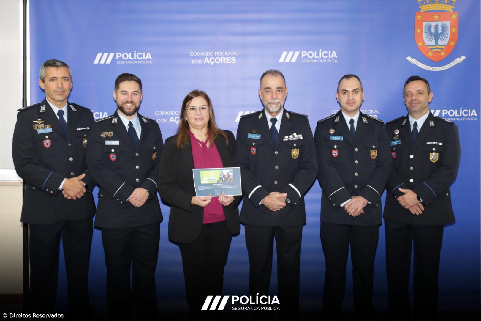 PSP dos Açores entrega 2463 euros à Seara do Trigo – Imagem 1