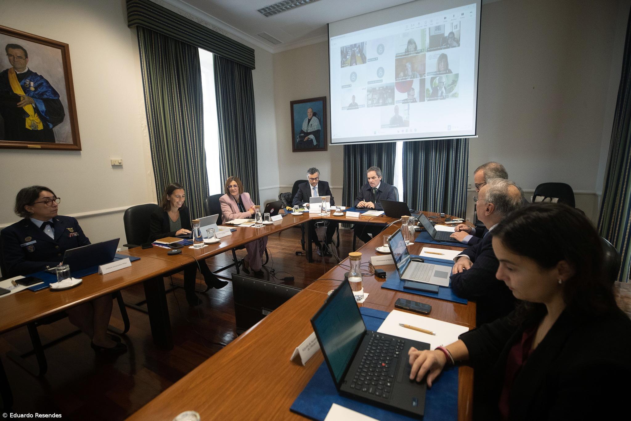 Ministro Fernando Alexandre destaca “enorme potencial” dos Açores na investigação e inovação – Imagem 1