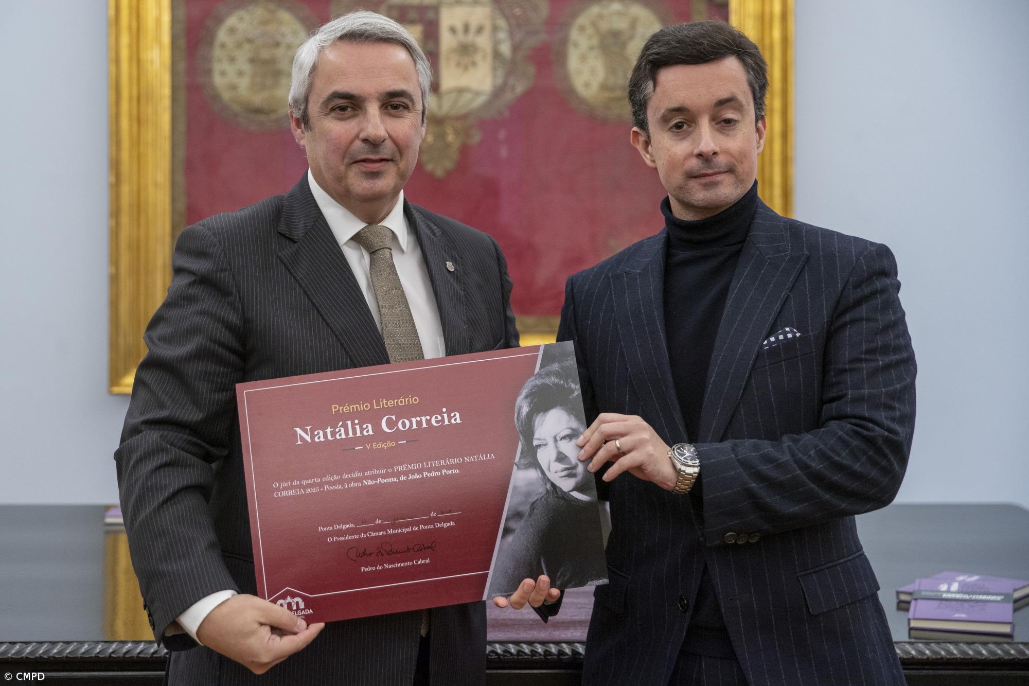 Autarquia entrega Prémio Literário Natália Correia – Imagem 1