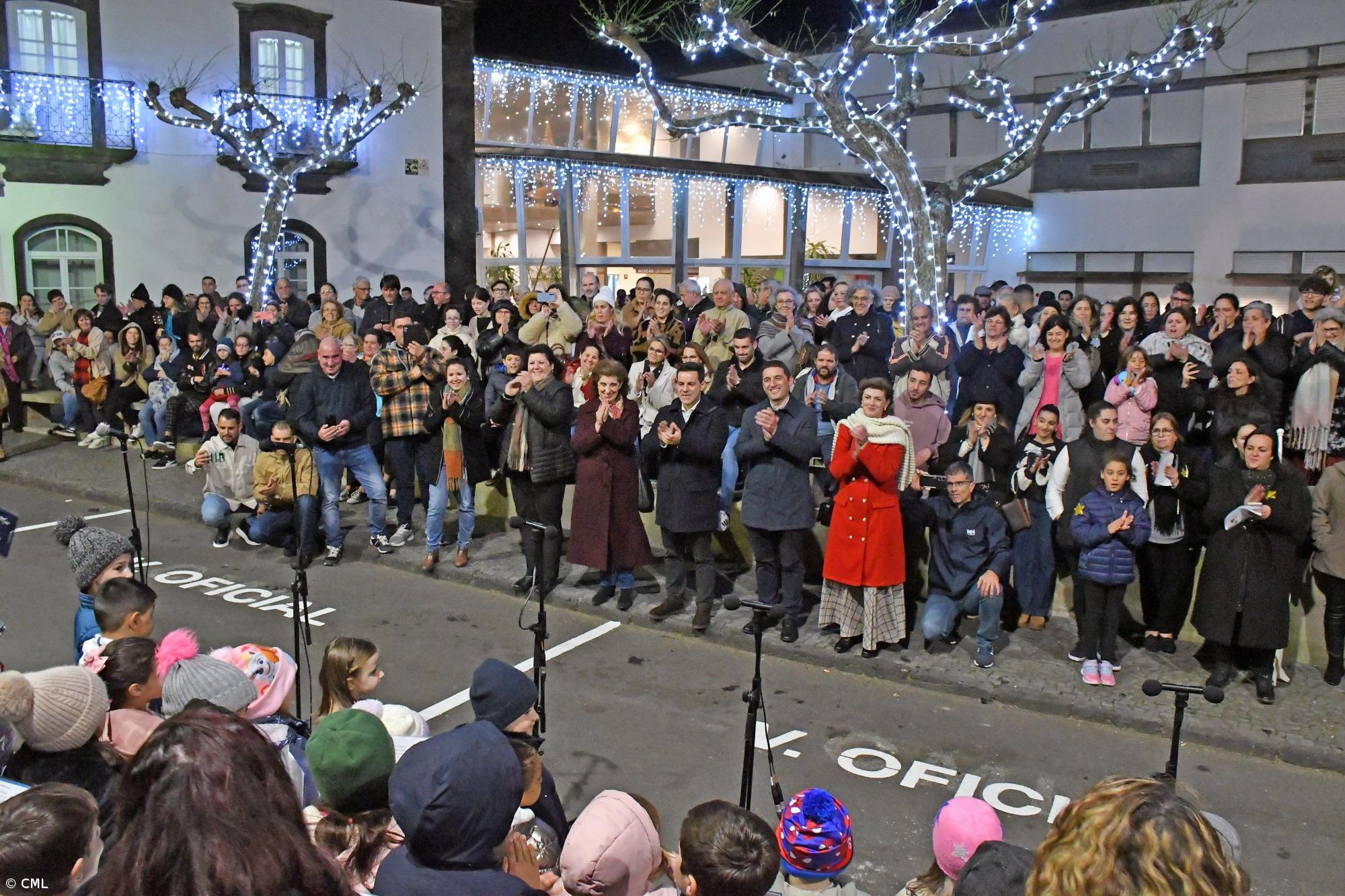 Dezanove grupos participam no “Cantar às Estrelas” na Lagoa – Imagem 1