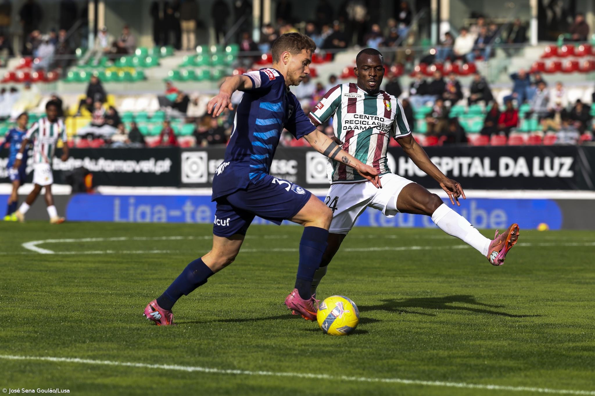 Eficácia dos “tricolores” estraga a estreia de Petit – Imagem 1