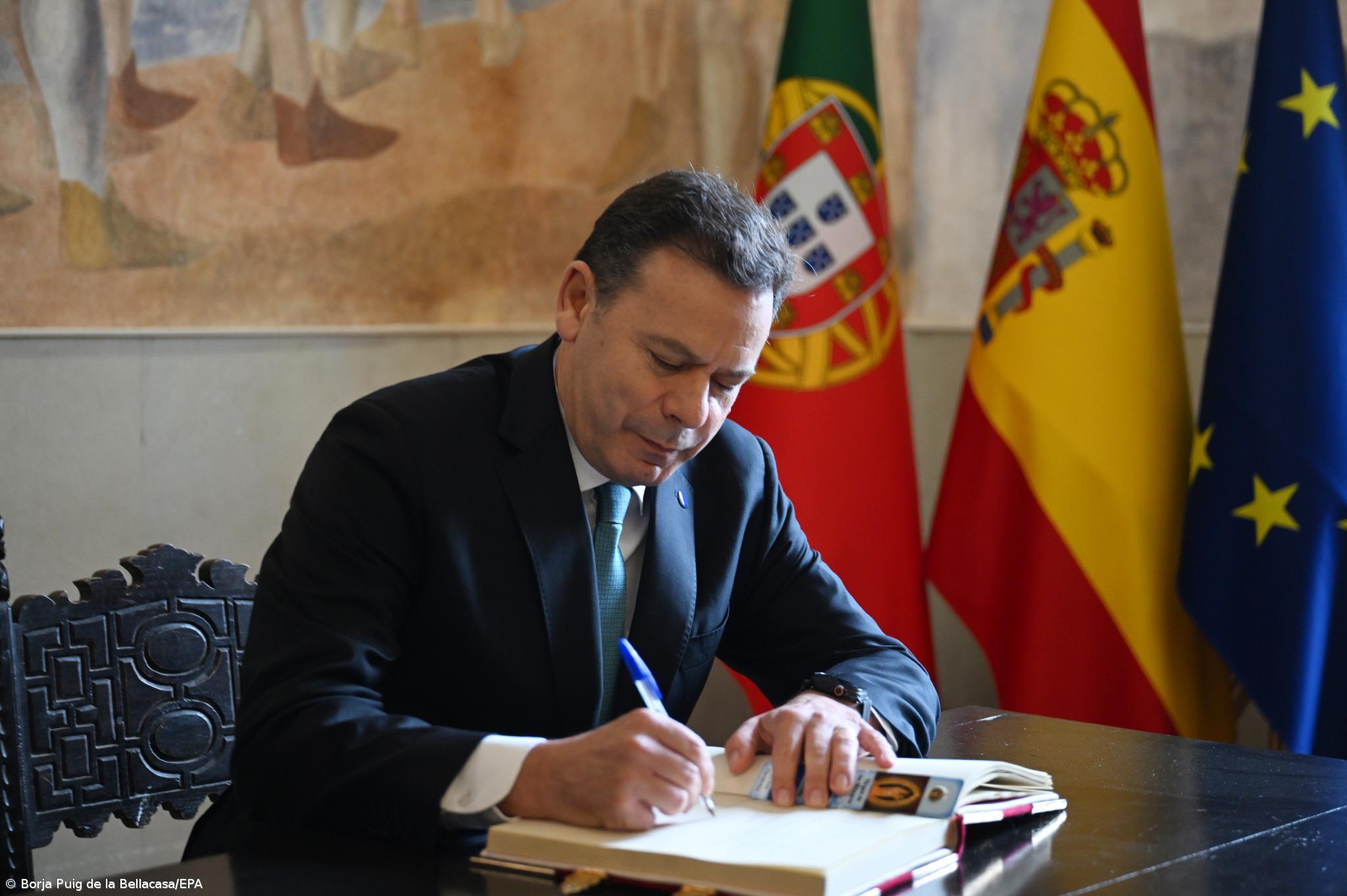 Montenegro diz que EUA são “aliado incontornável” mas critica ameaças de Trump – Imagem 1