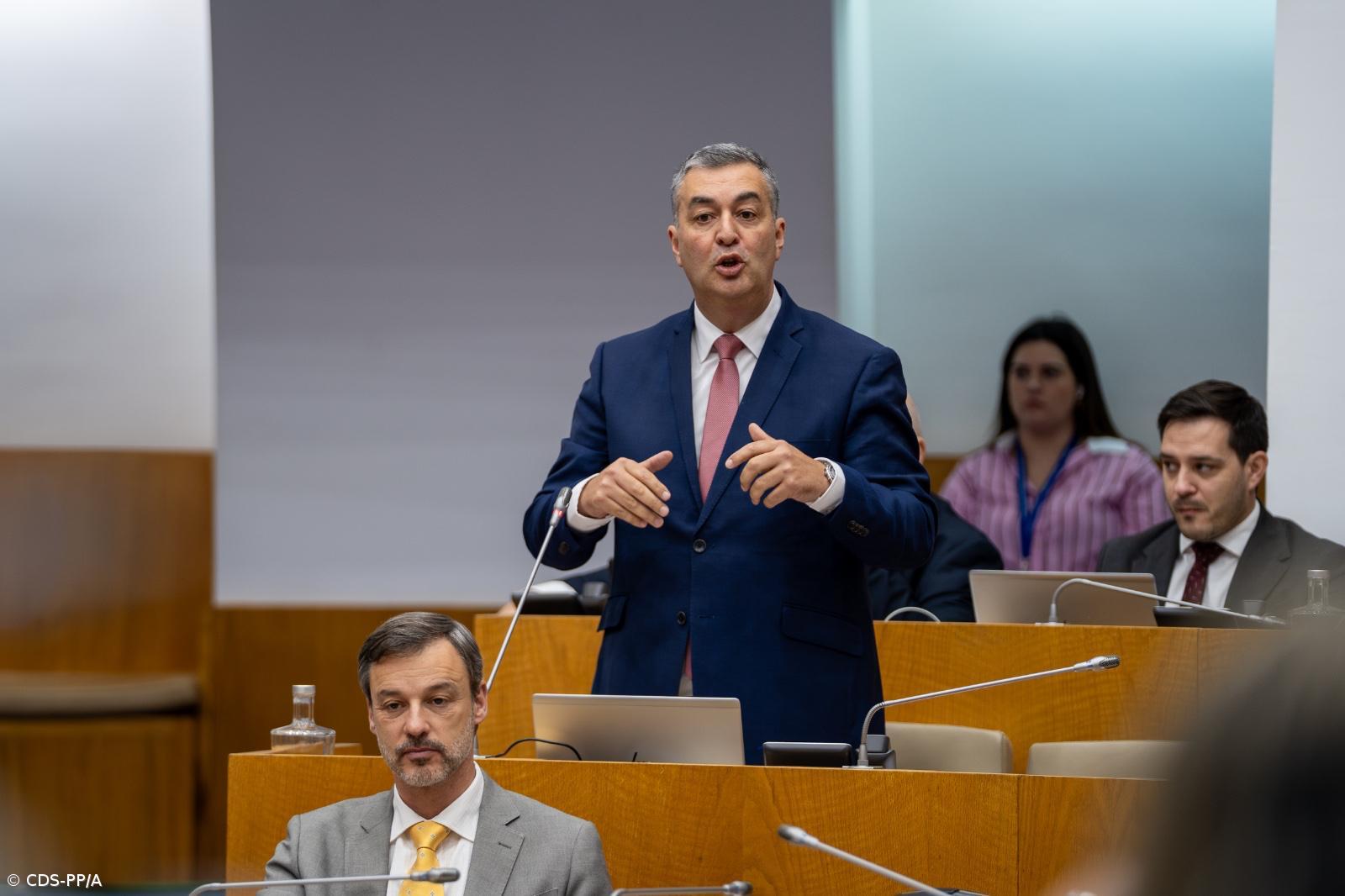 Centristas dos Açores querem alterações ao Subsídio Social de Mobilidade – Imagem 1