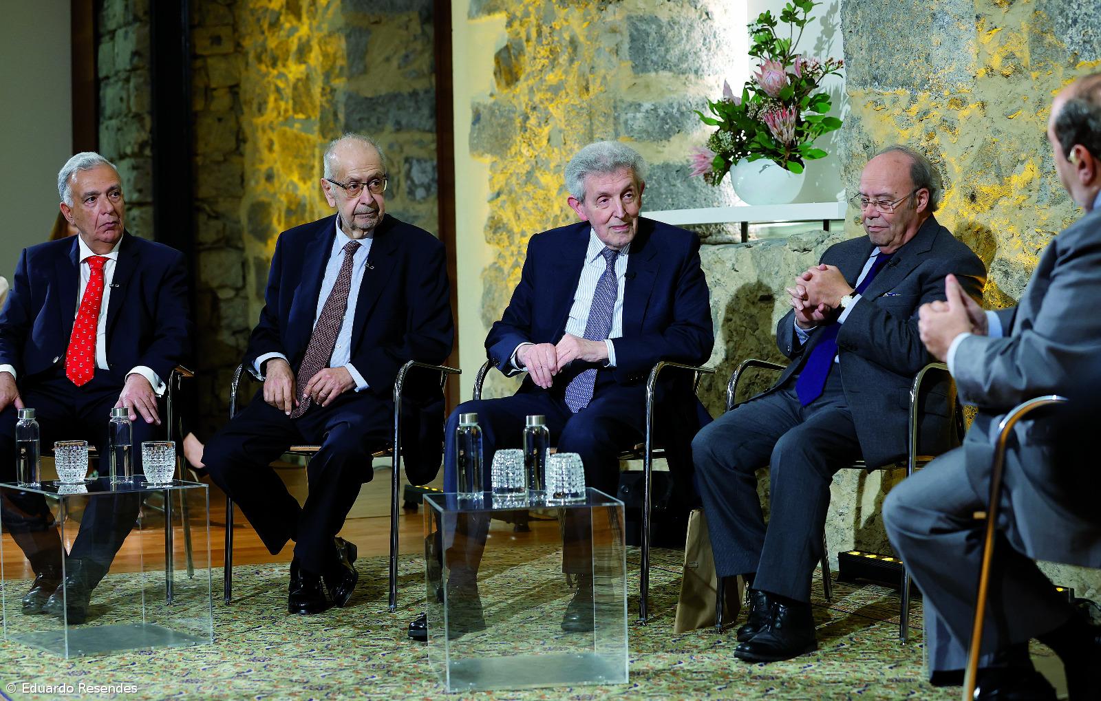Meio século depois, deputados constituintes recordam luta pela autonomia dos Açores – Imagem 1