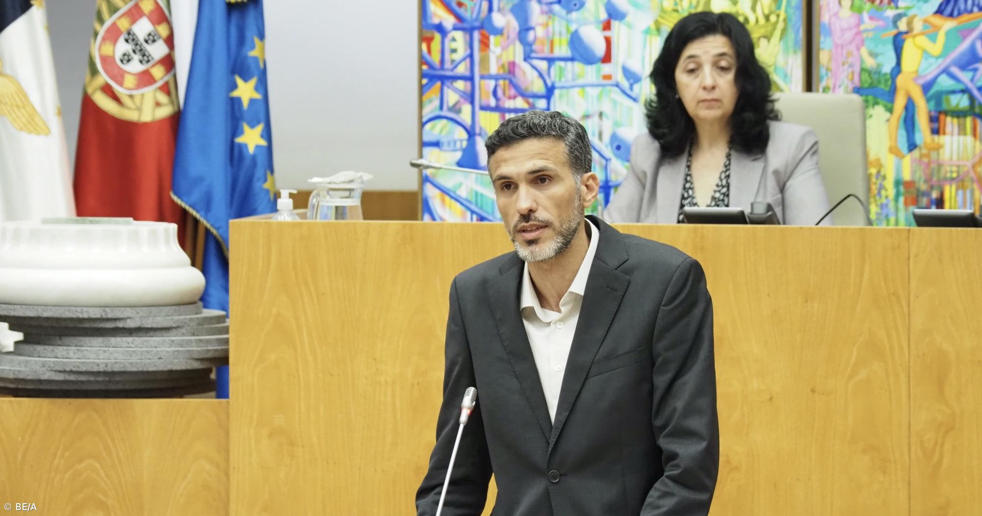 BE/Açores questiona Governo Regional sobre degradação da pista do Aeroporto da Horta – Imagem 1