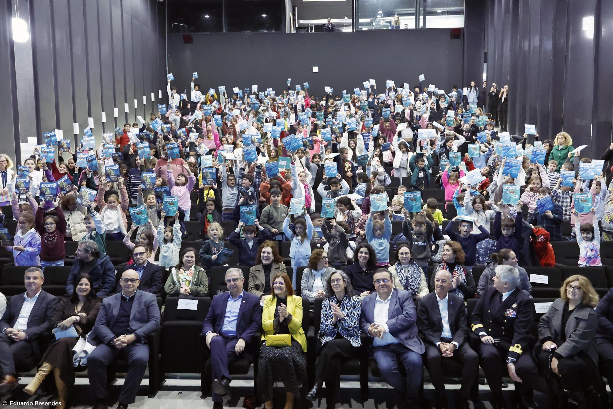 Crianças “entram em missão” para proteger o oceano – Imagem 1