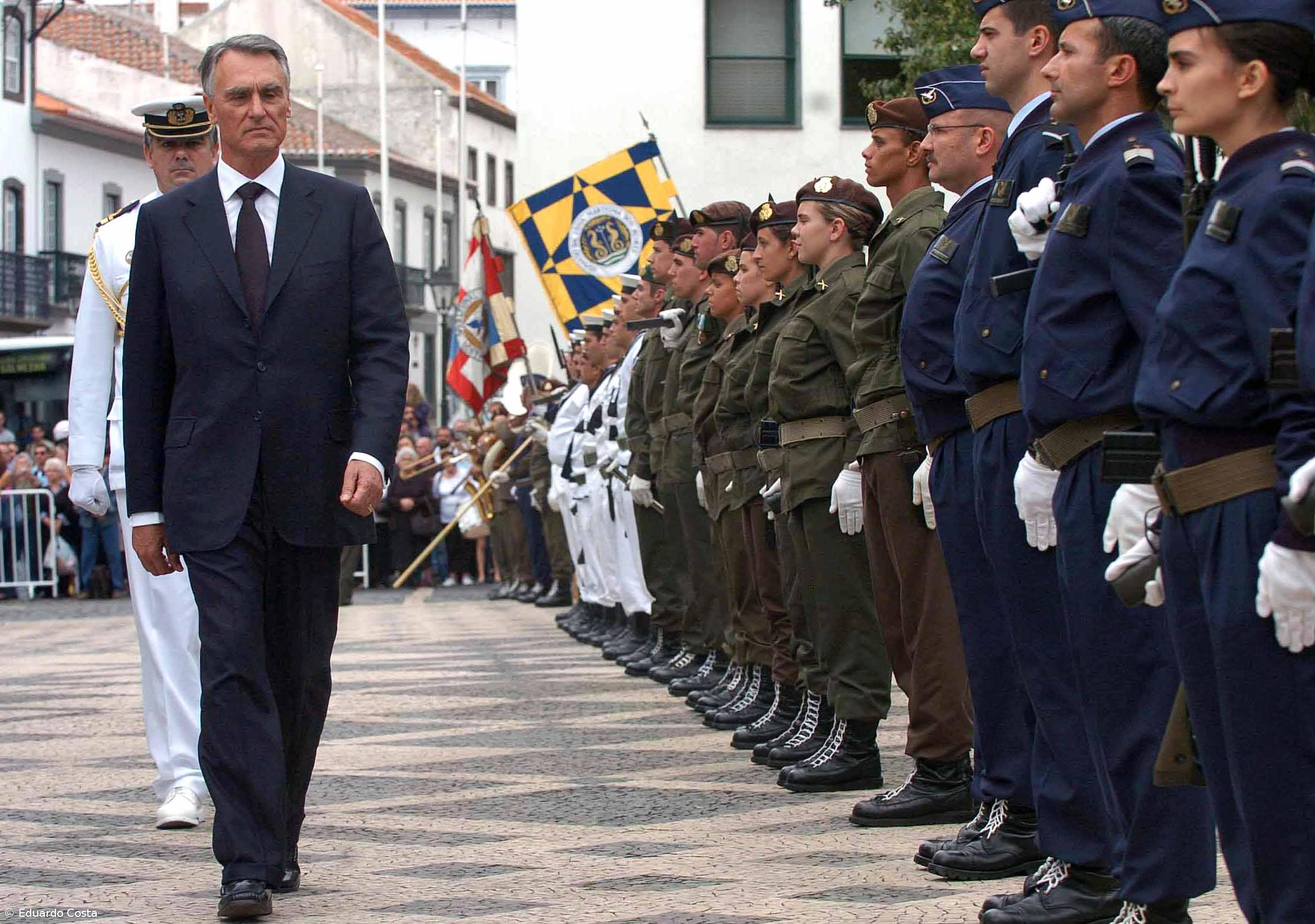 Cavaco considera "muito útil" encontro com autarcas das ilhas – Imagem 1