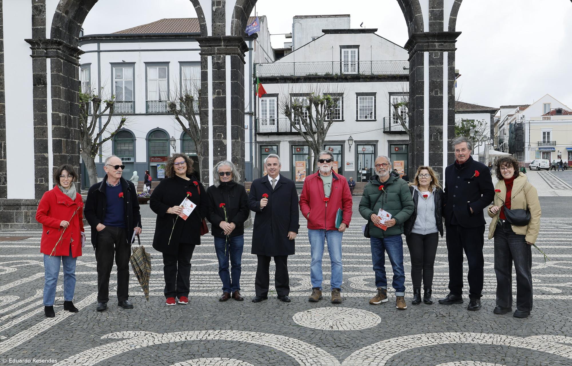 Valores de Abril renovam-se em Ponta Delgada com jovens no centro das celebrações – Imagem 1