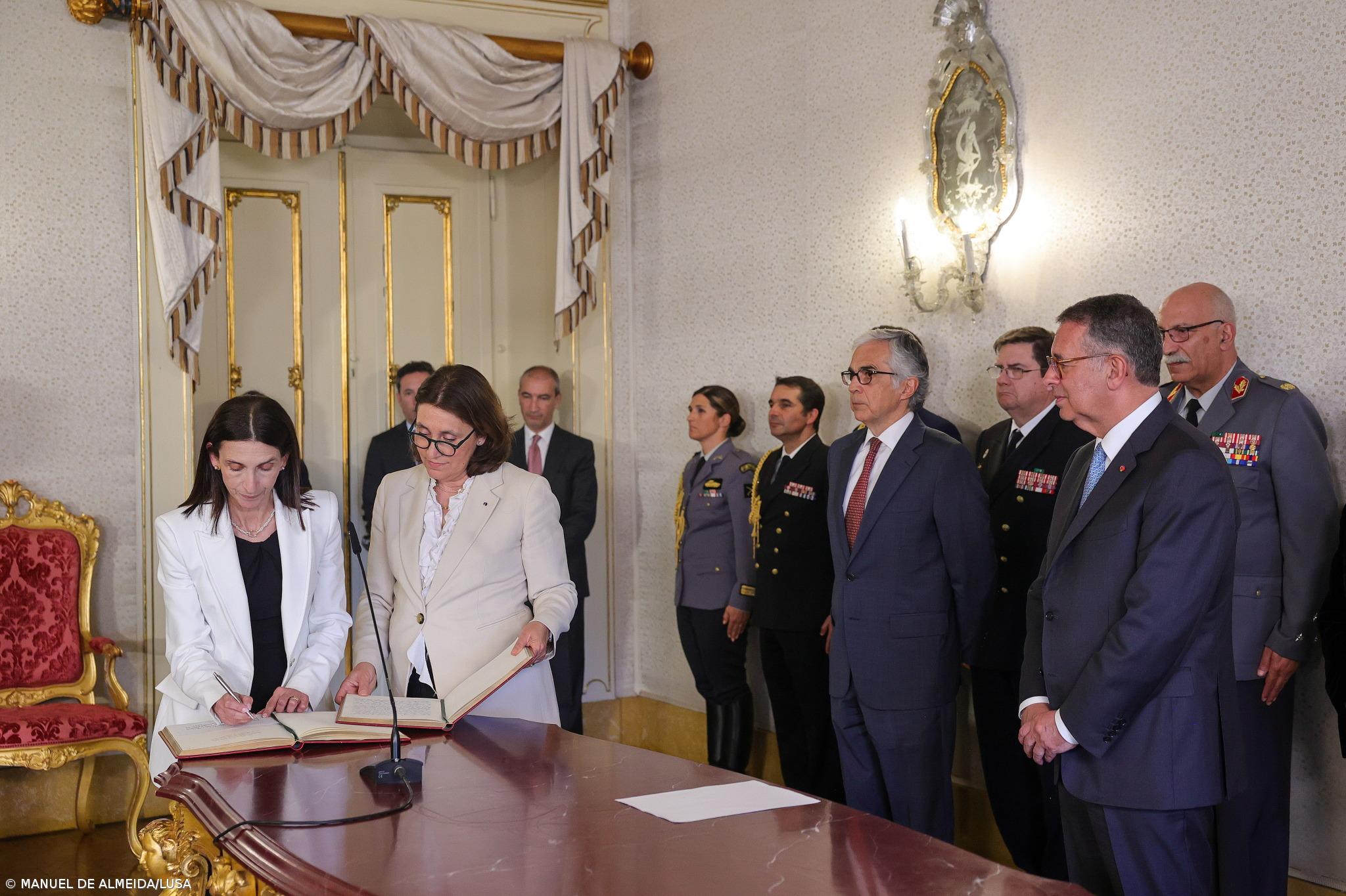 PR deu posse aos novos representantes da República para os Açores e Madeira – Imagem 1