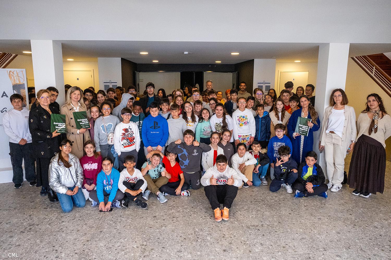 Projeto “Entrelaçar Fibras Vegetais” apresentado aos alunos de Água de Pau – Imagem 1