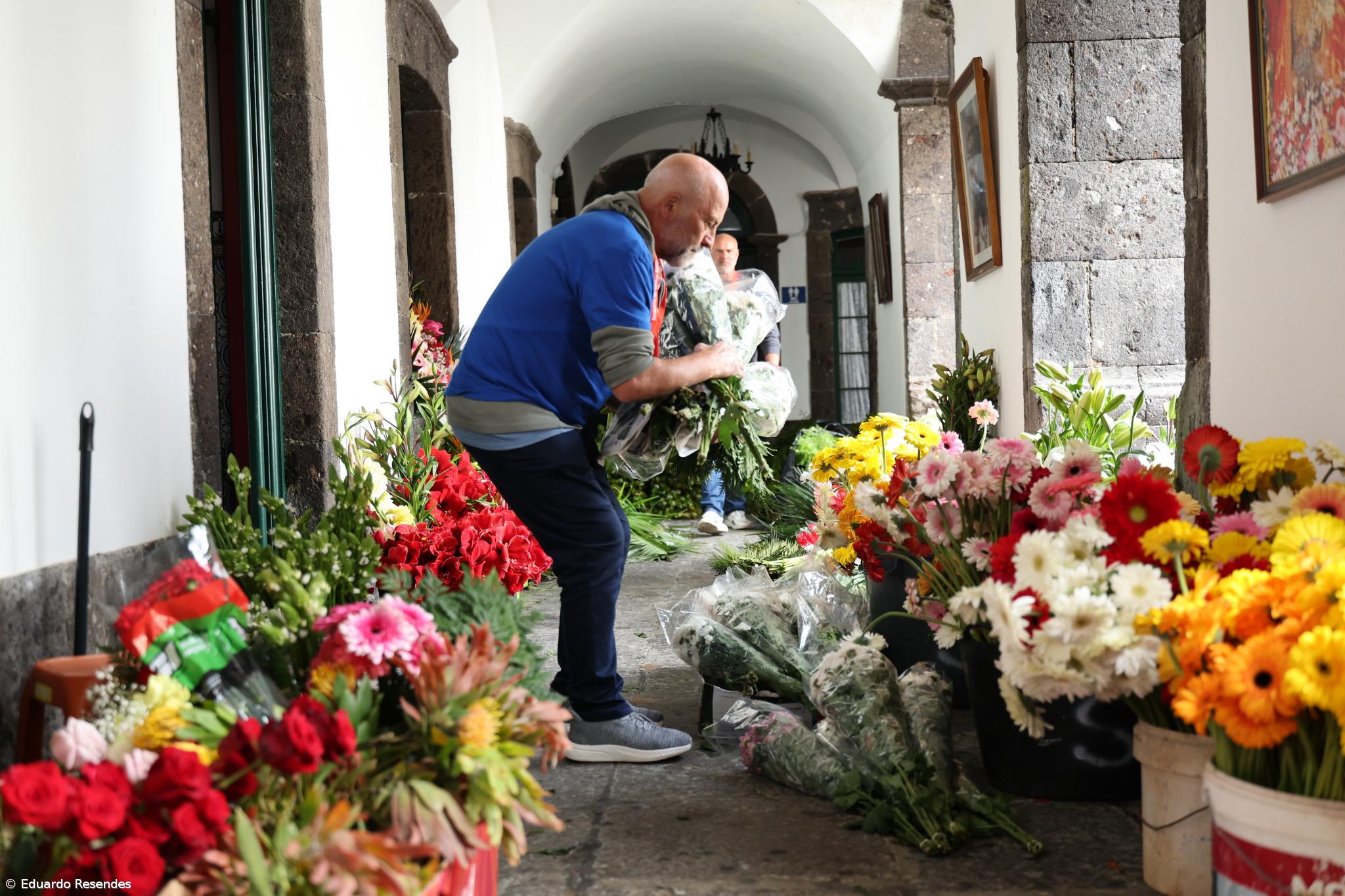 A corrida das flores e dos voluntários no Senhor Santo Cristo (Com Fotos) – Imagem 4