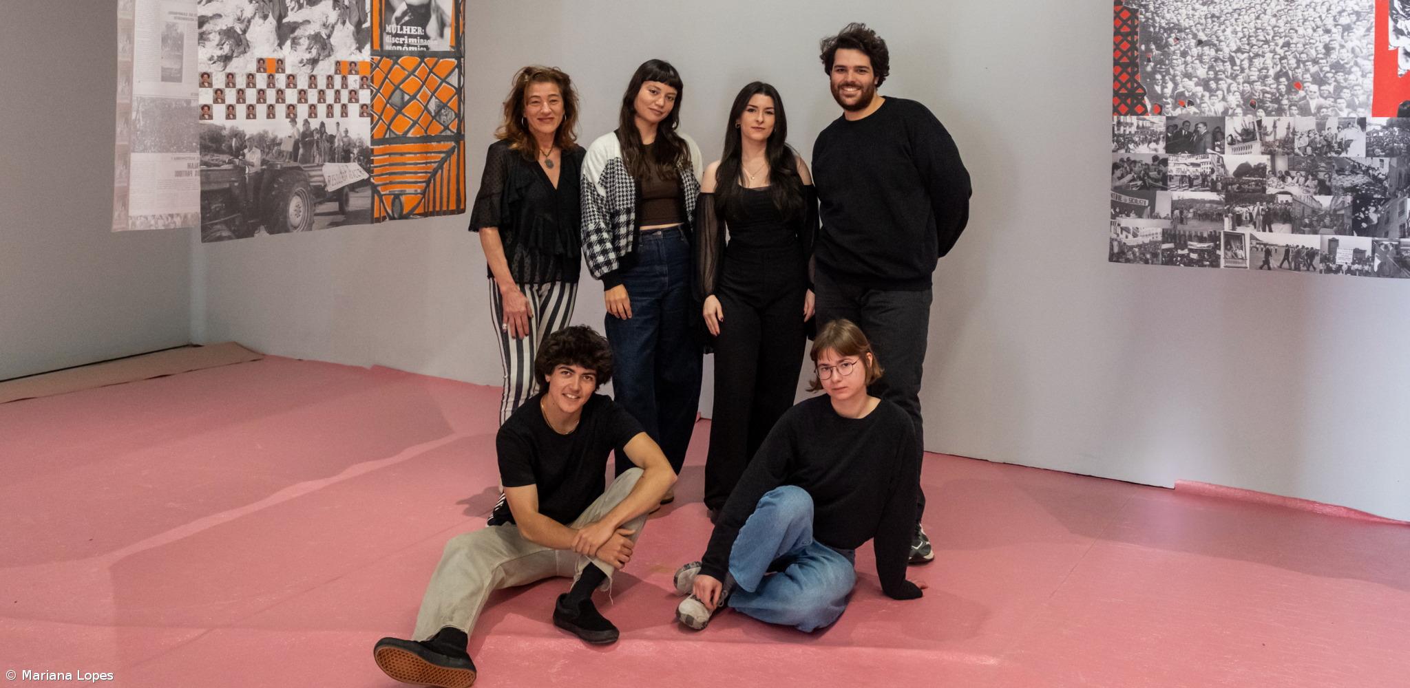 ‘We build our language with rocks’ inaugura hoje na vaga – Imagem 1