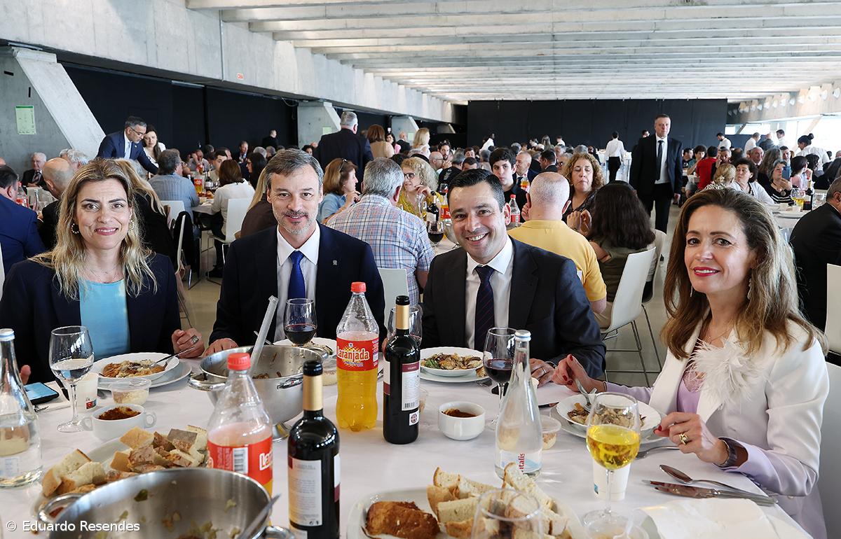 União à mesa com Sopas do Espírito Santo  – Imagem 6