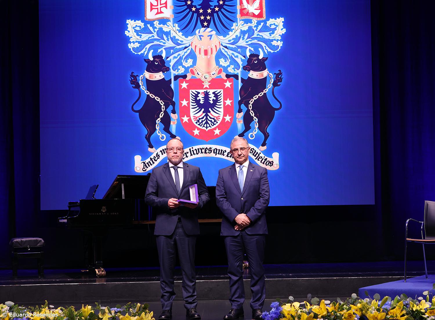 Personalidades e instituições distinguidas com as insígnias honoríficas açorianas – Imagem 1