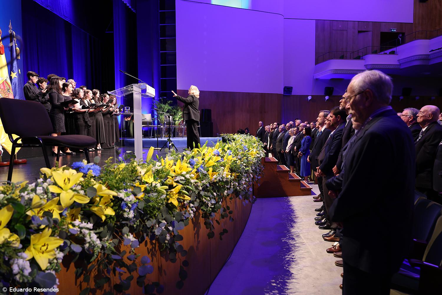 Personalidades e instituições distinguidas com as insígnias honoríficas açorianas – Imagem 23