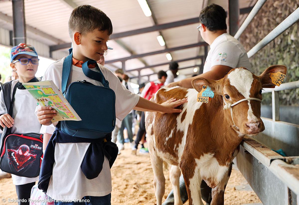Milhares de crianças invadiram a Feira Agrícola (Com fotos) – Imagem 19