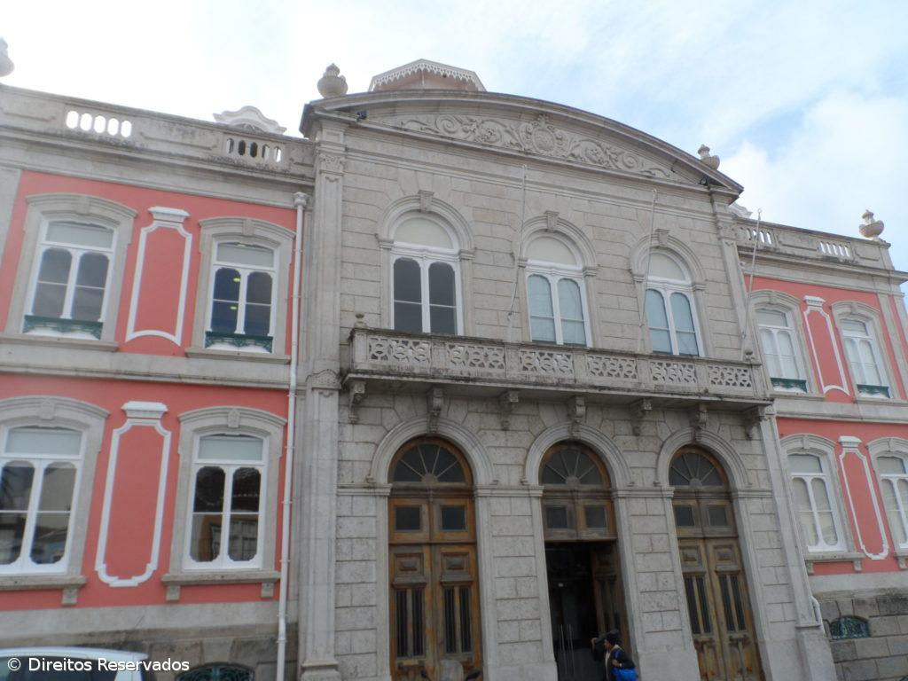 PS e Bloco denunciam razia nos apoios à cultura nos Açores – Imagem 1