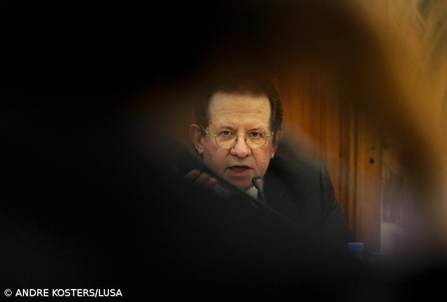 UE confirma designação de Vítor Constâncio – Imagem 1