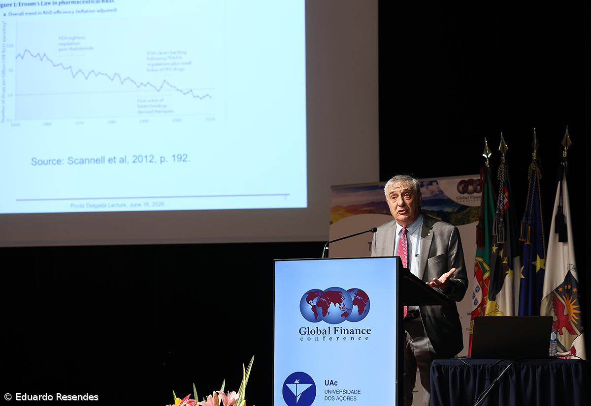 “O conhecimento útil é o que realmente gera crescimento económico sustentado” – Imagem 1
