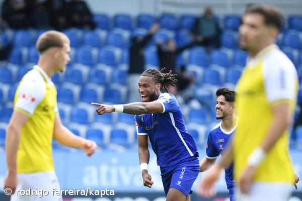 Central Emanuel Moreira deixa Feirense e reforça Santa Clara – Imagem 1