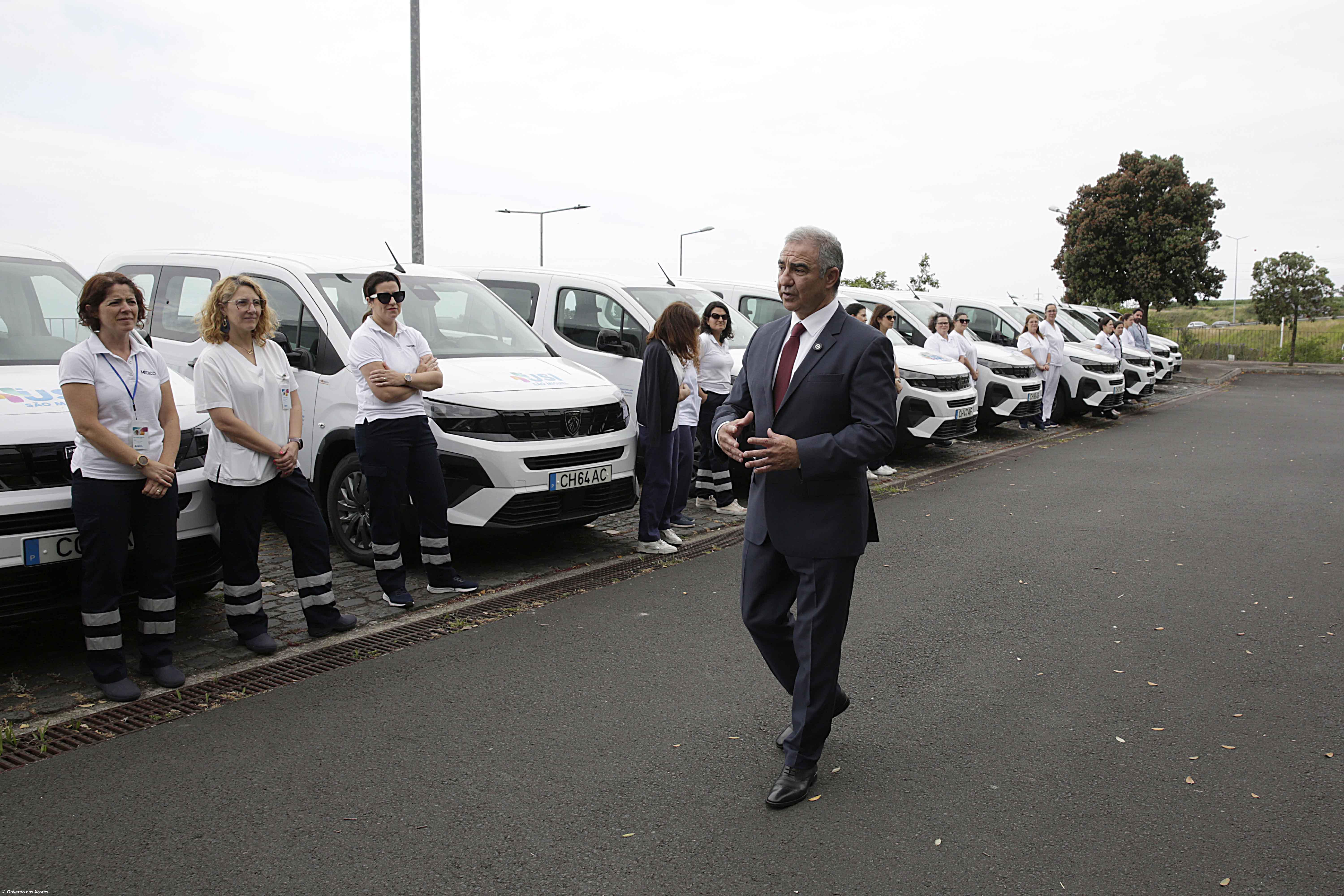 USI de São Miguel recebe 20  viaturas elétricas para cuidados ao domicílio  – Imagem 1
