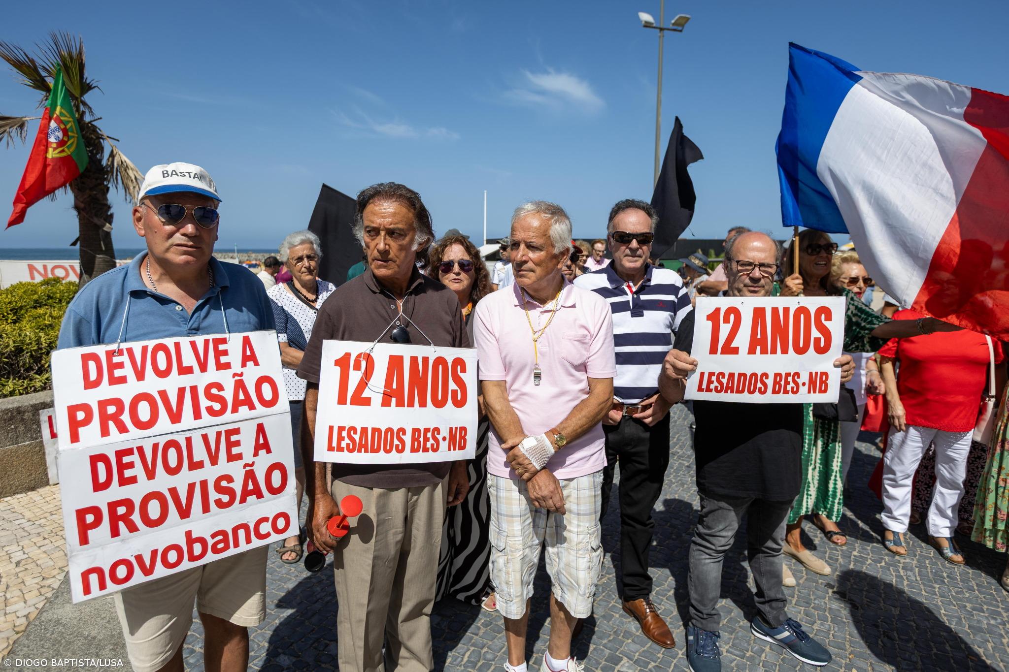 Lesados do BES exigem em Espinho que Estado lhes devolva milhões de euros – Imagem 1