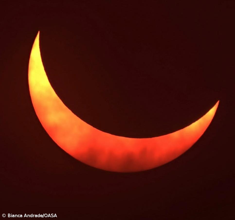 Eclipse parcial do sol mobiliza centenas de curiosos em São Miguel – Imagem 1