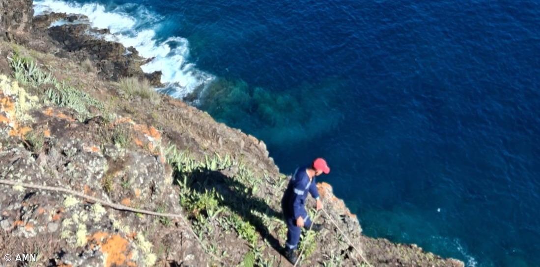 Resgatado pescador lúdico em zona escarpada na ilha de Santa Maria – Imagem 1