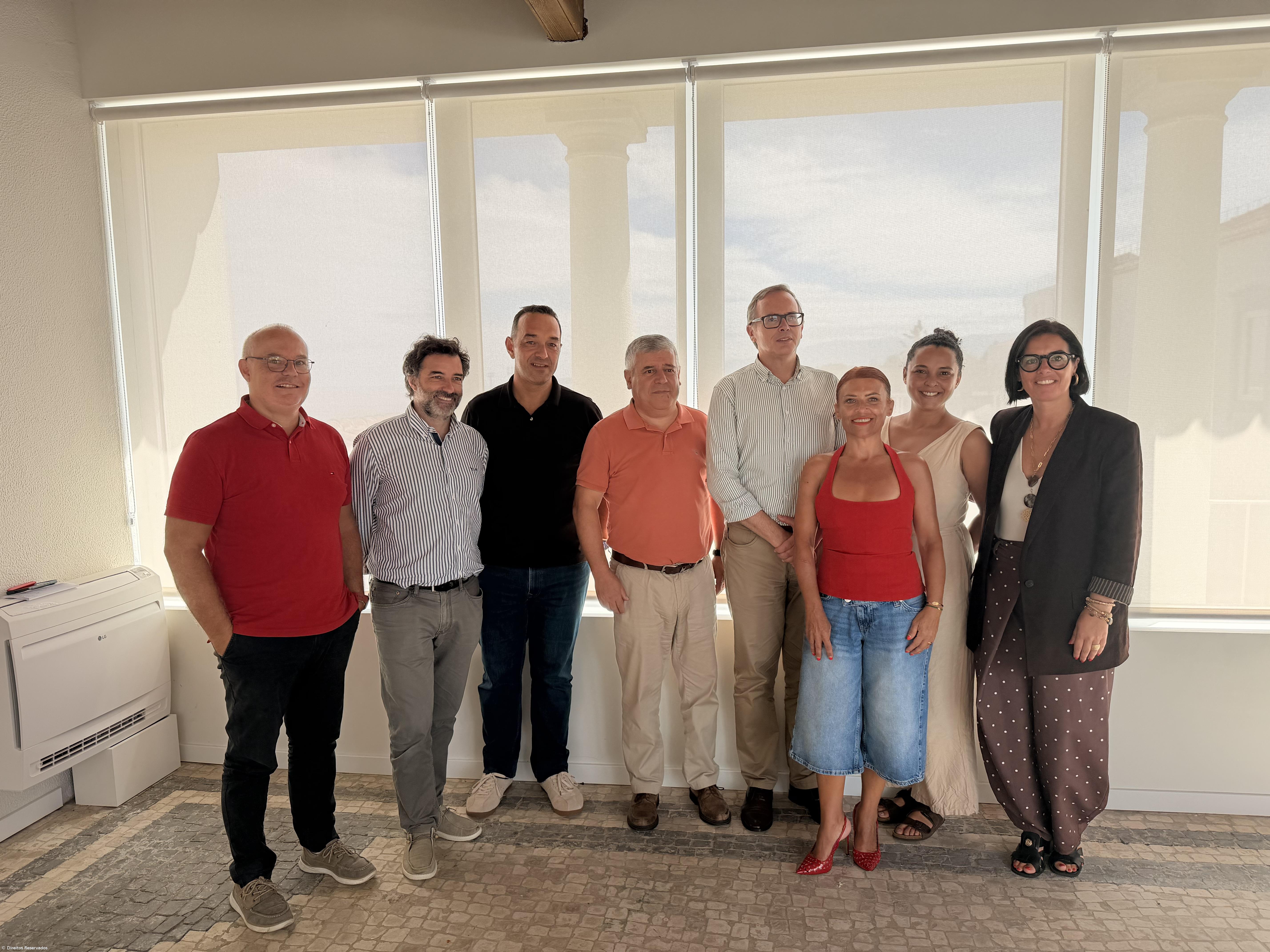 “Heróis do Mar” vai juntar alunos, famílias e comunidade em Rabo de Peixe – Imagem 1