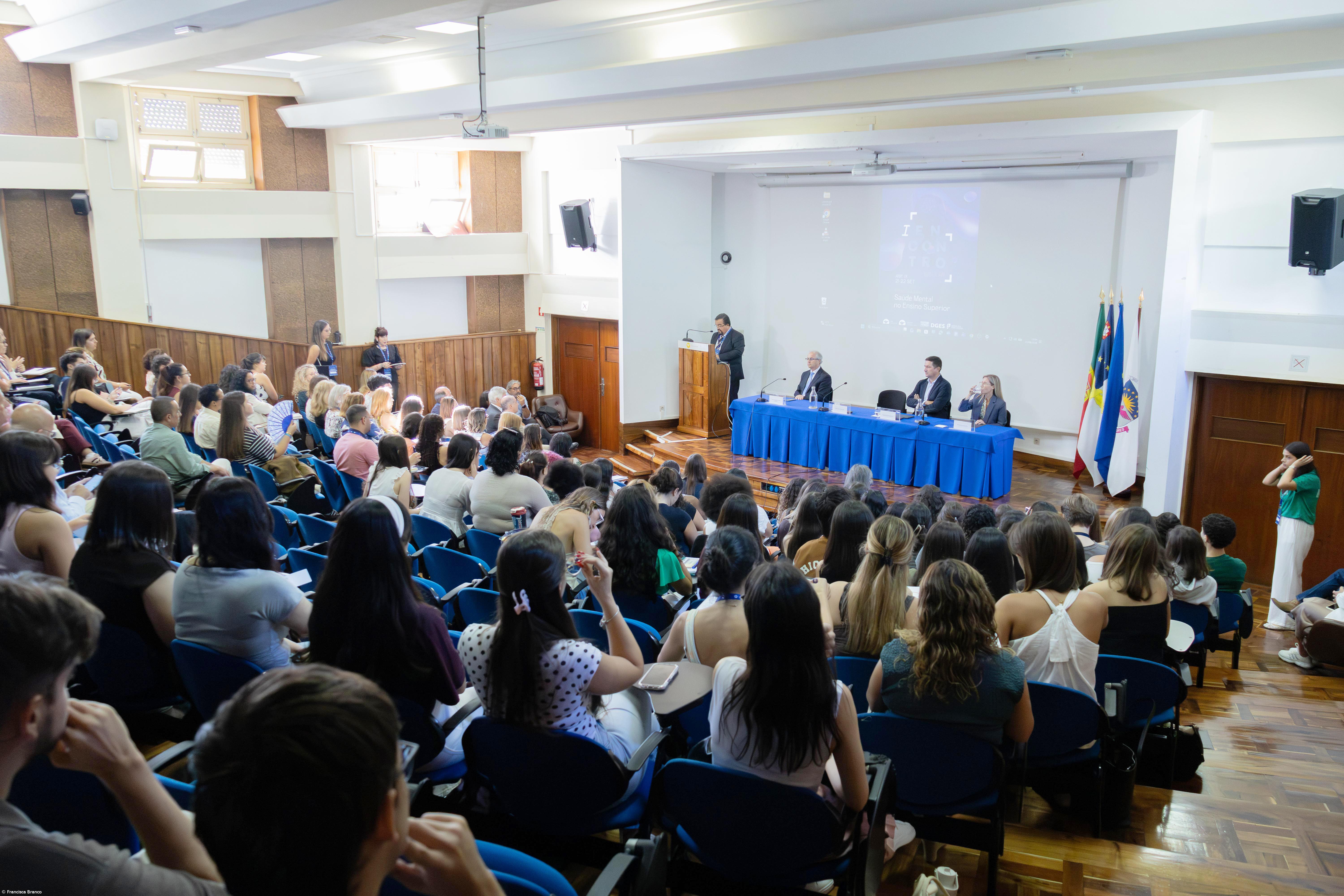Um em cada quatro estudantes inquiridos com ansiedade severa – Imagem 1