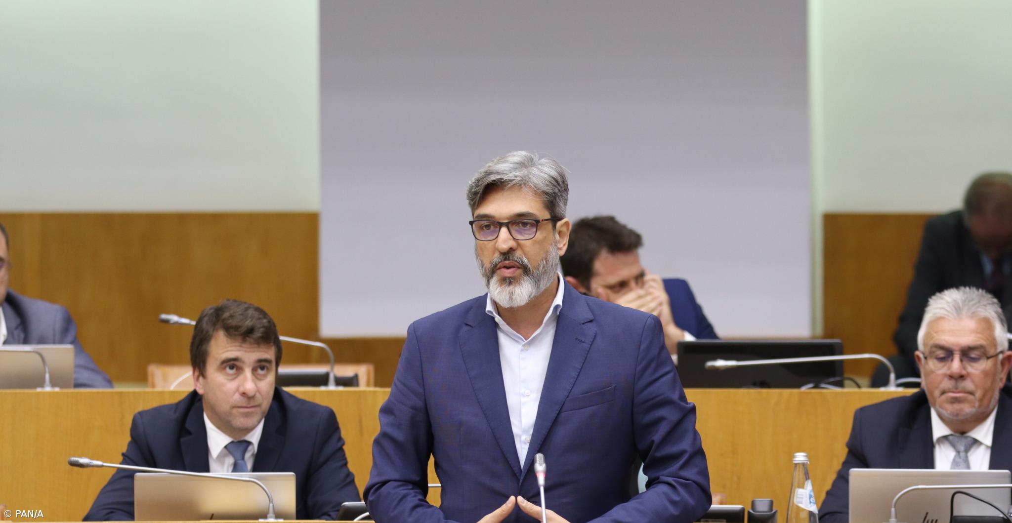 PAN/Açores admite propor no Orçamento Regional incentivos para fixar veterinários – Imagem 1