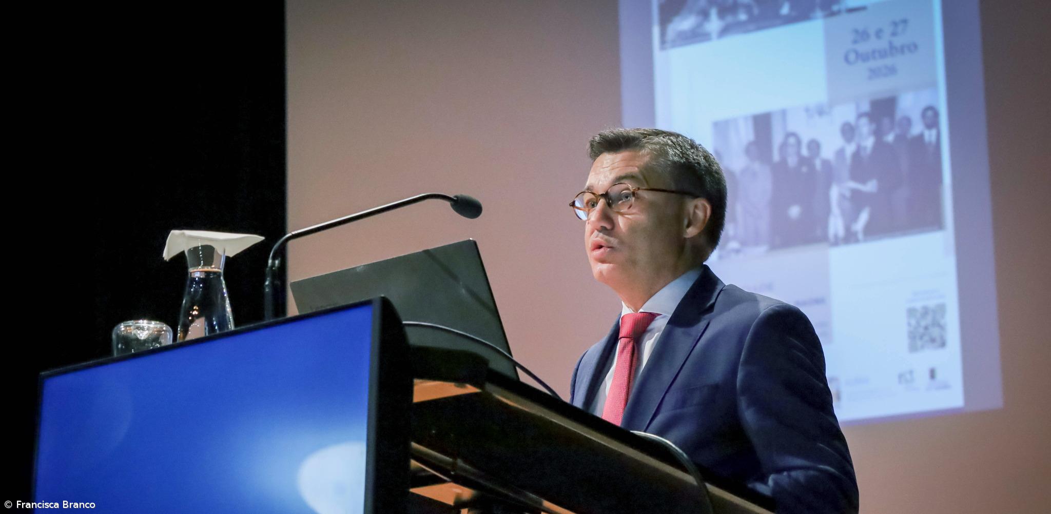 Luís Garcia defende revisão constitucional clarificadora – Imagem 1