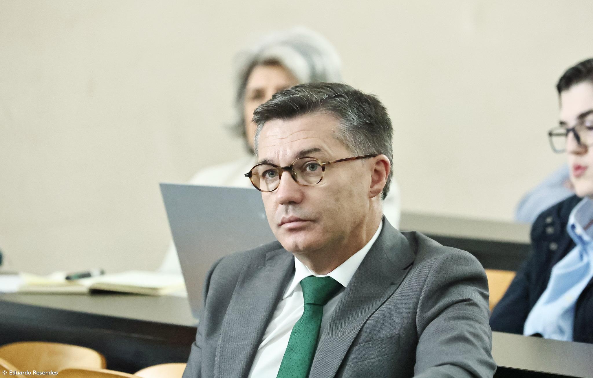 Luís Garcia admite reflexão sobre dimensão da ALRAA – Imagem 1
