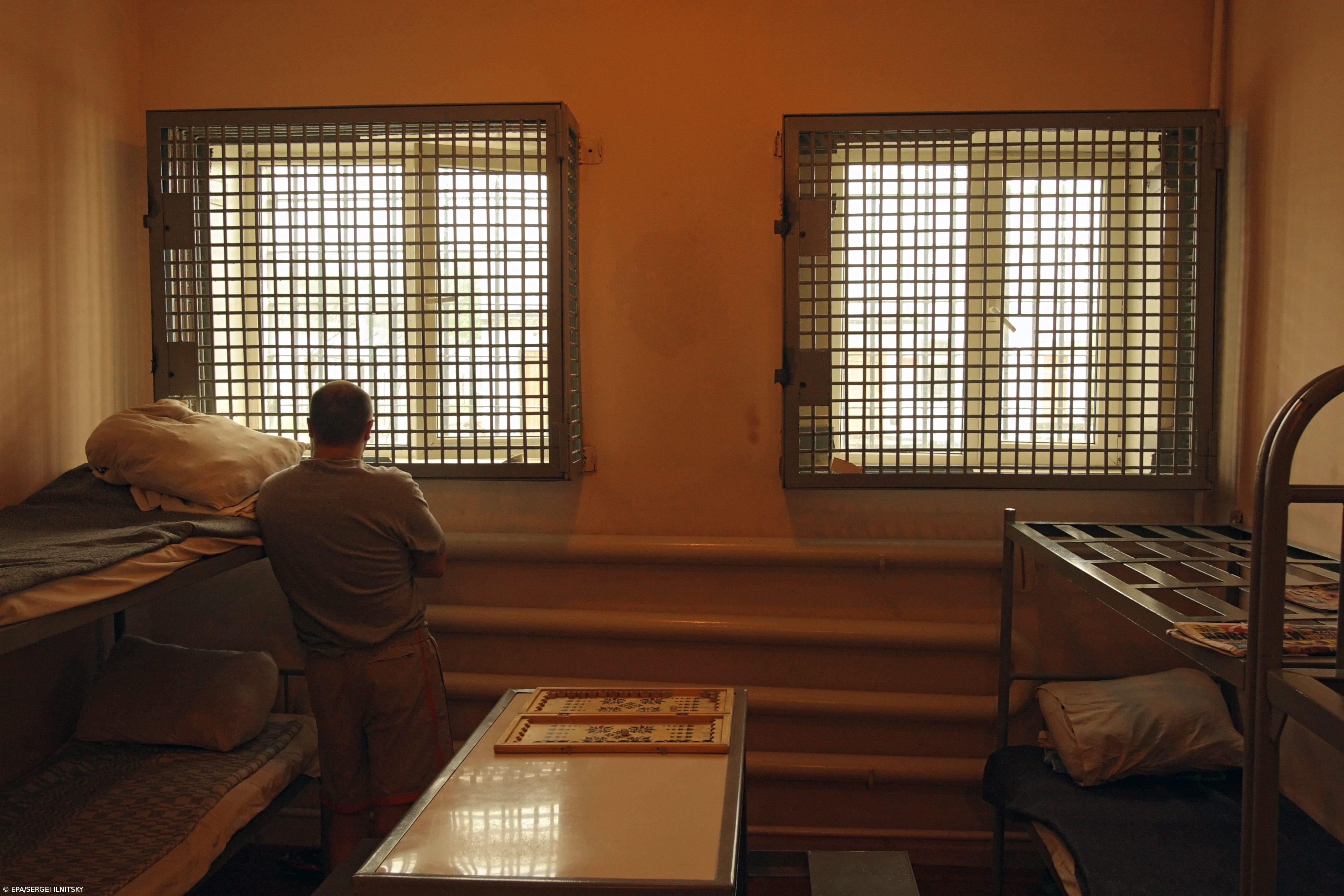 Transferência e saúde dominam queixas dos reclusos ao Provedor de Justiça em 2009 – Imagem 1