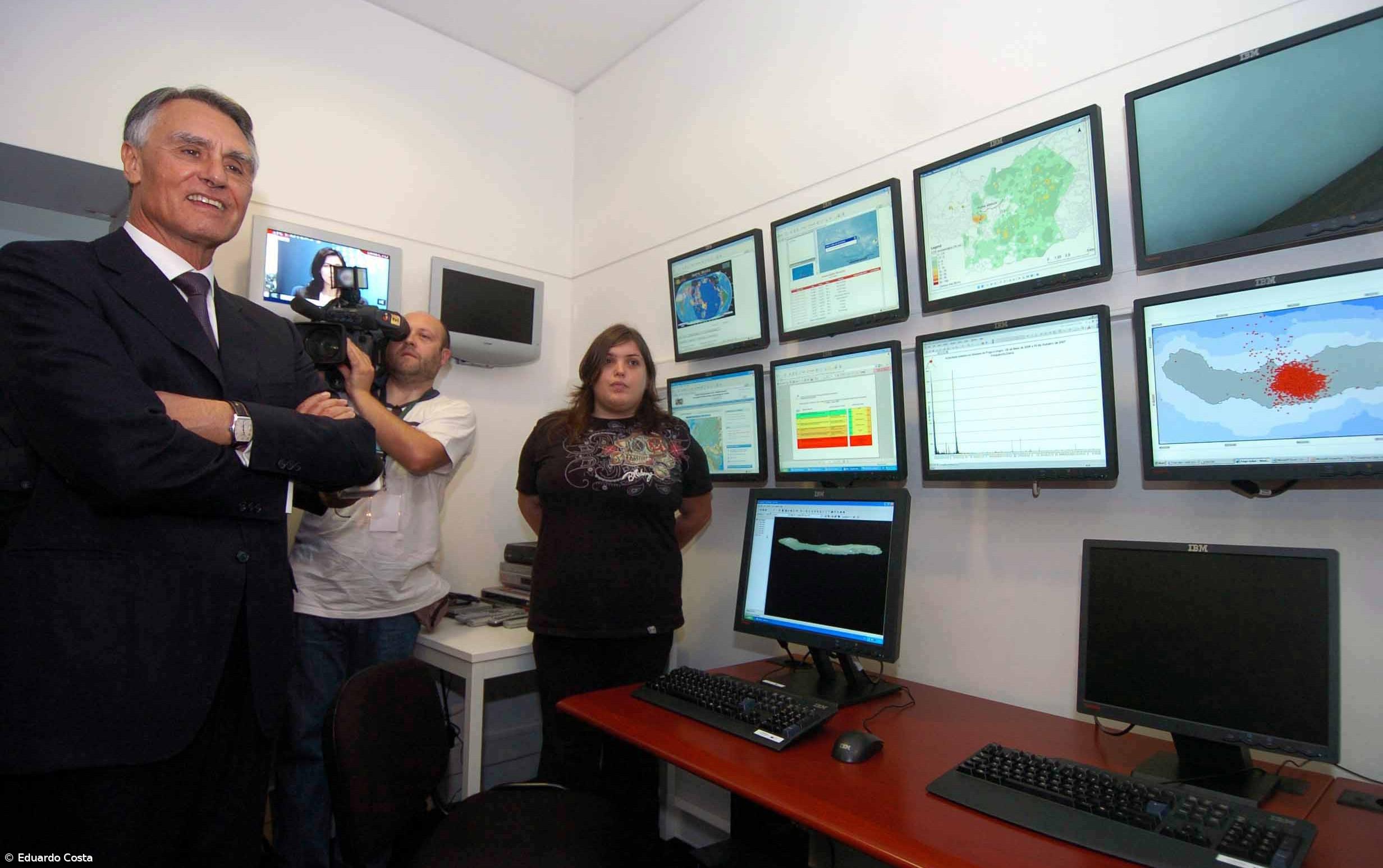 Presidente da República pronuncia-se hoje sobre Estatuto dos Açores  – Imagem 1