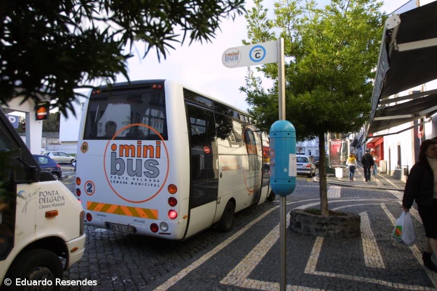 Mini-Bus circulam na segunda-feira em Ponta Delgada apesar da tolerância de ponto – Imagem 1