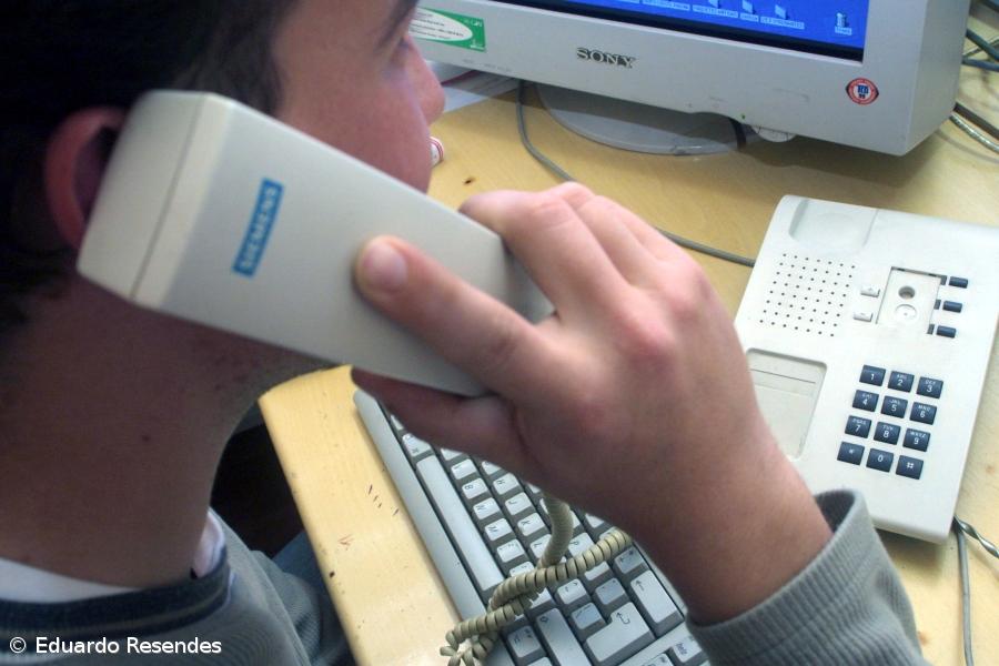 Polícia e ONG recebem milhares de chamadas sobre menina encontrada na Grécia – Imagem 1