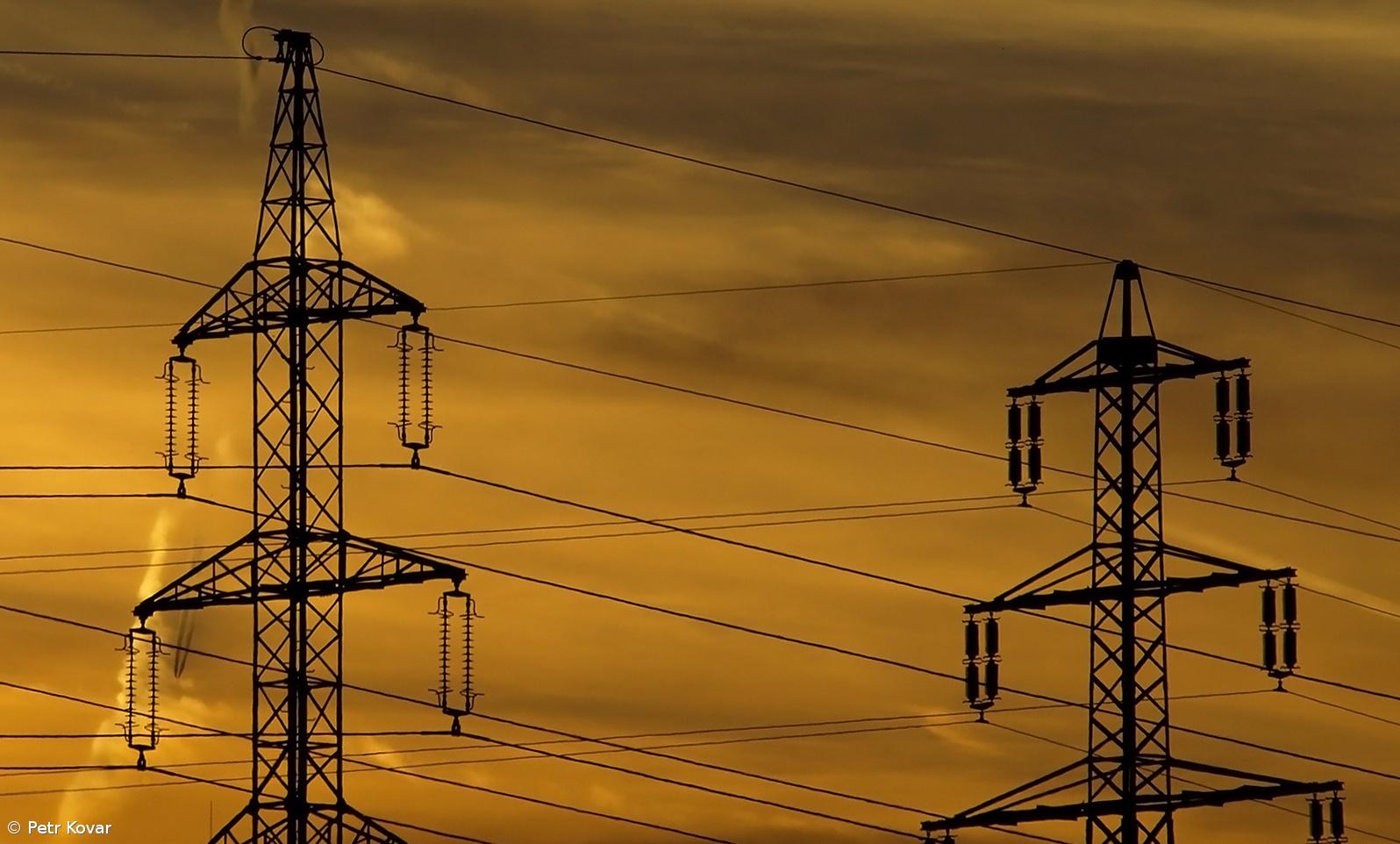 Preço da electricidade sobe em média 4,9% em 2009 – Imagem 1