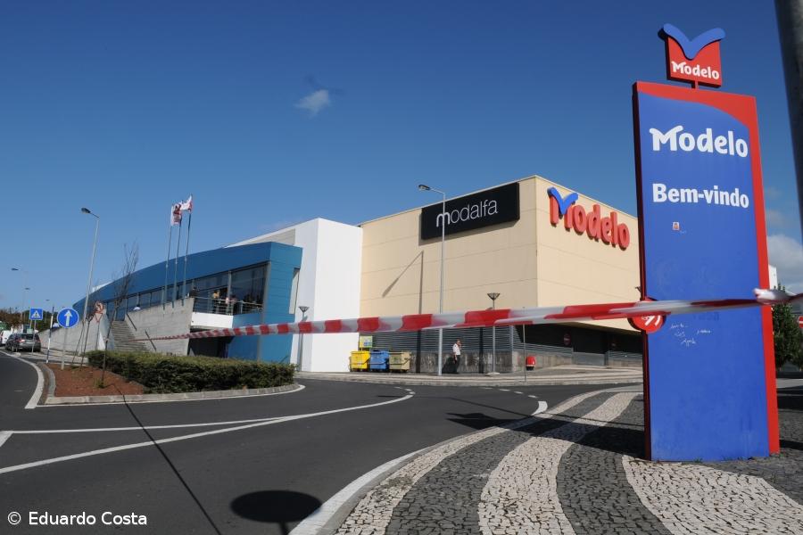 Aumento do IVA afectará hipermercados – Imagem 1