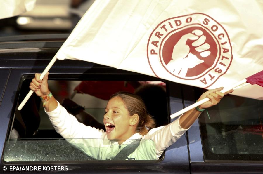 PS pode fazer maioria absoluta com CDS ou PSD – Imagem 1