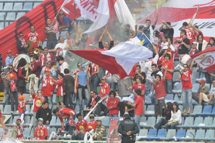 Claque "Red Boys On Fire" pretende legalizar-se – Imagem 1